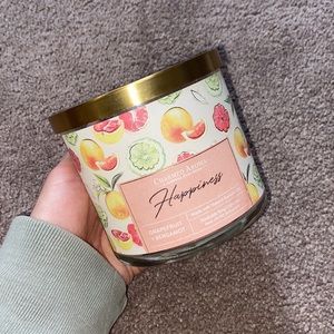 Charmed aroma candle